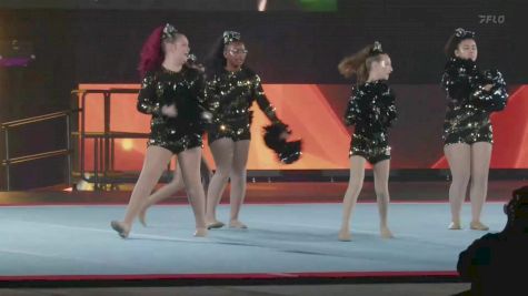 Deland Bulldogs Green [2025 Pom Performance - Mitey Mite - NA] 2025 Pop Warner National Cheer & Dance Championship
