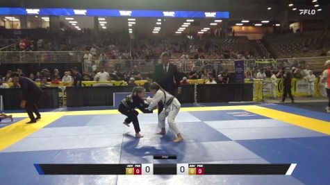 Naomi M. Rodriguez vs Vitoria Camargo Modena 2025 Pan Kids Jiu-Jitsu IBJJF Championship