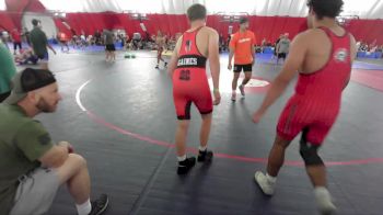 157 lbs Round 1 (8 Team) - Laith Alamawi, Thunderbirds WC vs Izaac Gaines, Geneseo