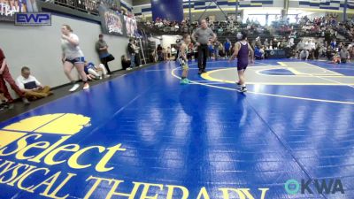 46 lbs Quarterfinal - Michael Fabela, Chickasha Youth Wrestling vs Grayson Hale, Standfast OKC