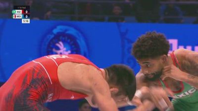 57 kg Qualif. - Meirambek Kartbay, Kazakhstan vs Roman Guillermo Bravo Young, Mexico