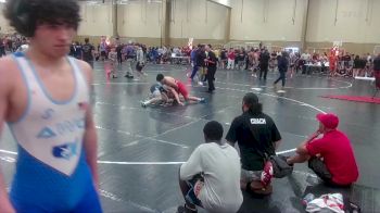 138 lbs Consi Of 8 #1 - Lian Castro, Miami Beach vs Robert Linares, Palmetto Bay Wrestling Club (PBWC)