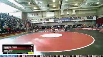 138 lbs Champ. Round 1 - Mark Hull, David Douglas vs Roberto Perez, Tualatin