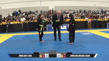 Aponi Ann Amezcua-Sloan vs Emma Holly Tang 2026 IBJJF Jiu-Jitsu CON International