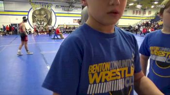 JV-8 lbs Round 1 - Karver Hart, Centerville vs Augustus Kirby, Union, LaPorte City