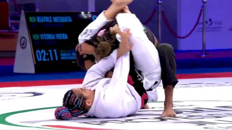 Beatriz Mesquita's Killer Collar Choke