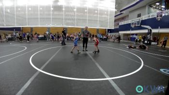 64 lbs Rr Rnd 1 - Taos Smith, Hinton Takedown Club vs Braylie Sparks, Clinton Youth Wrestling