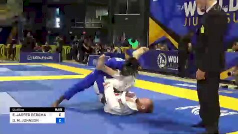 ERIC JASPER BERGMANN vs DEVHONTE M. JOHNSON 2022 World Jiu-Jitsu IBJJF Championship