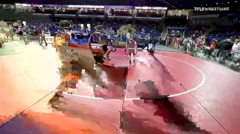 220 lbs Round Of 32 - Connor Day, Beverly vs Xavier Santiago, Shawsheen