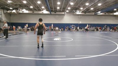 141 lbs Round Of 32 - Jaiden Hernandez, Bridgeport vs SEBASTIAN SARGENT, Plymouth