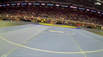 D2-215 lbs Champ. Round 1 - Jayden Reynolds, Grand Rapids Kenowa Hills vs Gunnar Williams, Portland