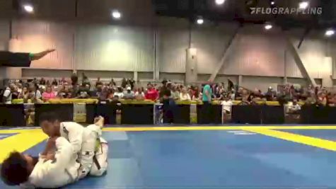 Replay: Mat 2 - 2022 World Master IBJJF Championship | Sep 1 @ 10 AM