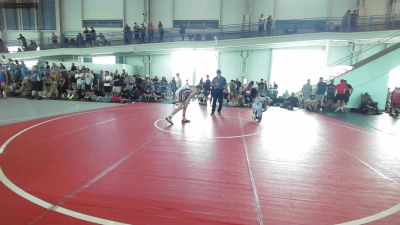 116 lbs Consi Of 8 #2 - Robert Garcia, Mayfair vs Ezra Gonzalez, Etiwanda WC