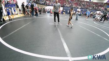 52 lbs Consi Of 16 #2 - Juaquin Sanchez-Luevano, OKC Saints Wrestling vs Braydon Smith, Noble Takedown Club