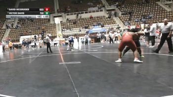 6A 285 lbs Quarterfinal - Victor Davis, Percy Julian vs David Mcgruder, Russell County