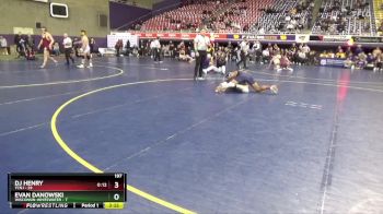 197 lbs Semis (4 Team) - DJ Henry, TCNJ vs Evan Danowski, Wisconsin-Whitewater