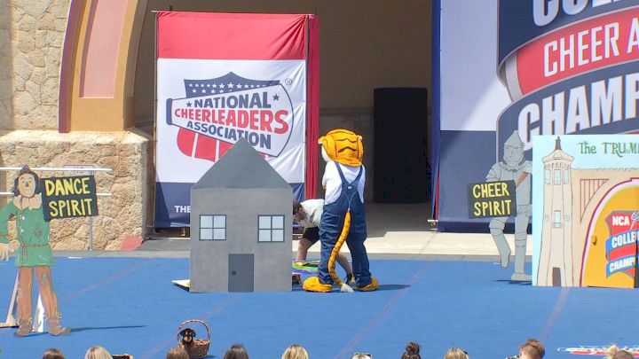 University of Missouri - Truman the Tiger [2022 Mascot] 2022 NCA & NDA Collegiate Cheer and Dance Championship