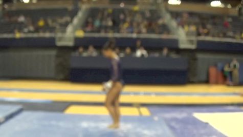 Lauren Marinez, Michigan, Bars