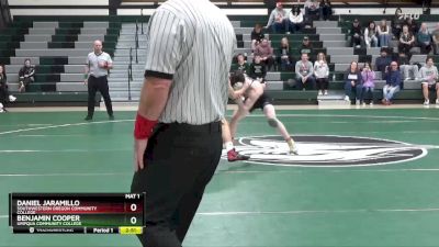 157 lbs Quarterfinal - Daniel Jaramillo, Southwestern Oregon Community College vs Benjamin Cooper, Umpqua Community College