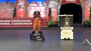 University of Tennessee - "Smokey" [2017 Mascot Division IA]
