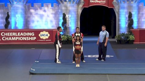 Trinity Valley Community College - Matthew Torres & Jade Regner [2017 Coed Partner Stunt]