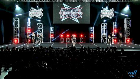 VIP Athletics - famous [2017 L1 Small Youth D2 Day 2] JAMfest Cheer Super Nationals