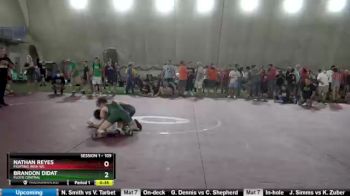 109 lbs Cons. Round 1 - Nathan Reyes, Fighting Irish WC vs Brandon Didat, Floyd Central