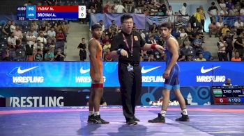 51 kg 1/2 Final - Manu Yadav, India vs Artur Broyan, Armenia