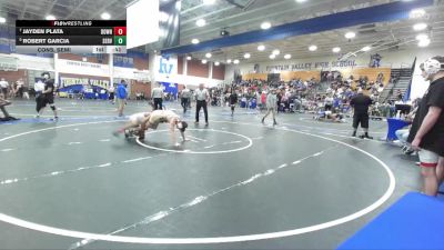 132 lbs Cons. Semi - Robert Garcia, Servite vs Jayden Plata, Downey