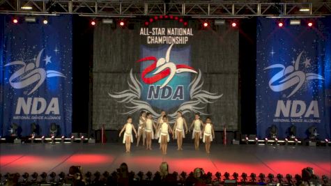 Dancin Bluebonnets [Mini Contemporary/Lyrical Day 1 - 2017 NDA All-Star Nationals]