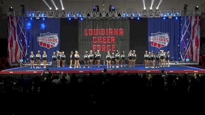 Louisiana Cheer Force Platinum [L5 Large Junior Restricted Coed Day 2 - 2017 NCA All-Star Nationals]