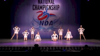 Oakville Golden Girls [Small Varsity Pom Finals - 2017 NDA National Championship]