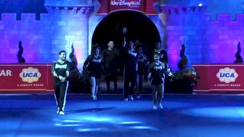 Cheer Royalty (Mexico) [L6 Large International Open Coed Day 1 - 2017 UCA International All Star Championship]