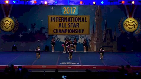 Champion - Team Jaxx TV Stars [L2 Small Junior Division II Day 1 - 2017 UCA International All Star Championship]