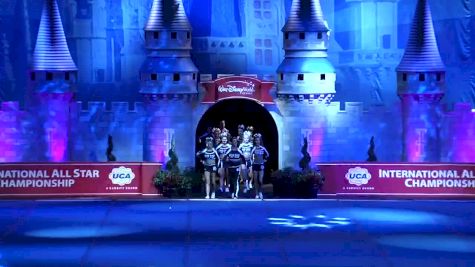 Florida Top Dog All Stars - Thunder [L5 Small Senior Restricted Coed Day 1 - 2017 UCA International All Star Championship]