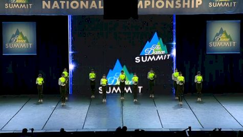 Studio 22 [Small Junior Pom Finals - 2017 The Dance Summit]