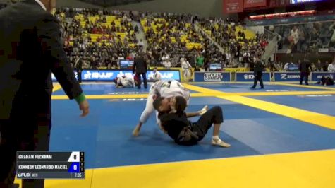 Graham Peckham vs Kennedy Leonardo Maciel IBJJF 2017 World Championships