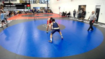 174 lbs Champ. Round 2 - Jaylen Young, Wabash vs Niko Kalamaras, John Carroll