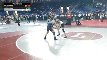 165 lbs Round Of 32 - Tyler Pinto, Beverly vs Cesar Cruz, Saugus/Peabody