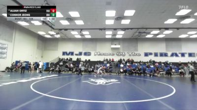 125 lbs 1st Place Match - Connor Jeong, Santa Rosa College vs Alijah Ortiz, Fresno City College