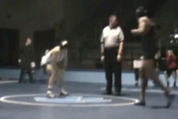 Knapp (Collins Hill) vs. Gilbert (Camden)- 160lbs.