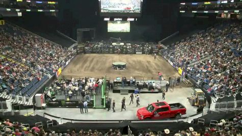 Gloria Rides Tykro Checkered Flag On Way To Canadian Iron Cowboy Win