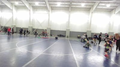 53 lbs Champ. Round 2 - Mateo Reyes-Galdamez, Team Pride Academy vs Hayes Ence, Shootbox Wrestling Club
