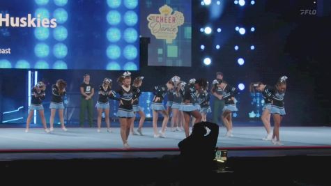 Hagerty Huskies [2025 Show Cheer 2 - Jr. Varsity - Medium] 2025 Pop Warner National Cheer & Dance Championship