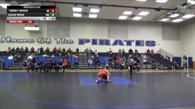 149 lbs Champ. Round 1 - Mikey Houck, Sierra College vs Lucas Wold, Santa Rosa College