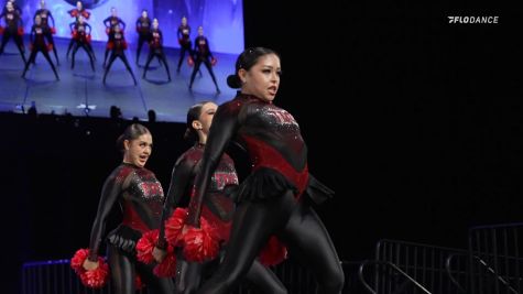 TDS Dance Complex With All The Energy!