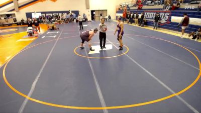 285 lbs Quarterfinal - Hunter Mccullough, Pontiac vs Michael Anthony, Rantoul