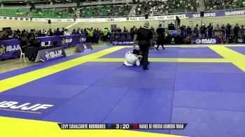 Rafael De Freitas Loureiro Tavar vs Levy Cavalcante Rodrigues 2026 IBJJF Sul-Americano Criancas