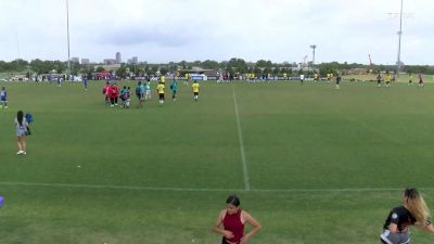 Deportivo Chavez vs. FC CUBA - Field 8
