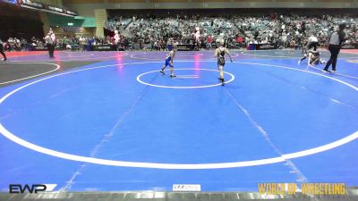 43 lbs Consi Of 16 #1 - Hugo Rodriguez, Salem Elite Mat Club vs Khai Davis, Twin City Wrestling Club